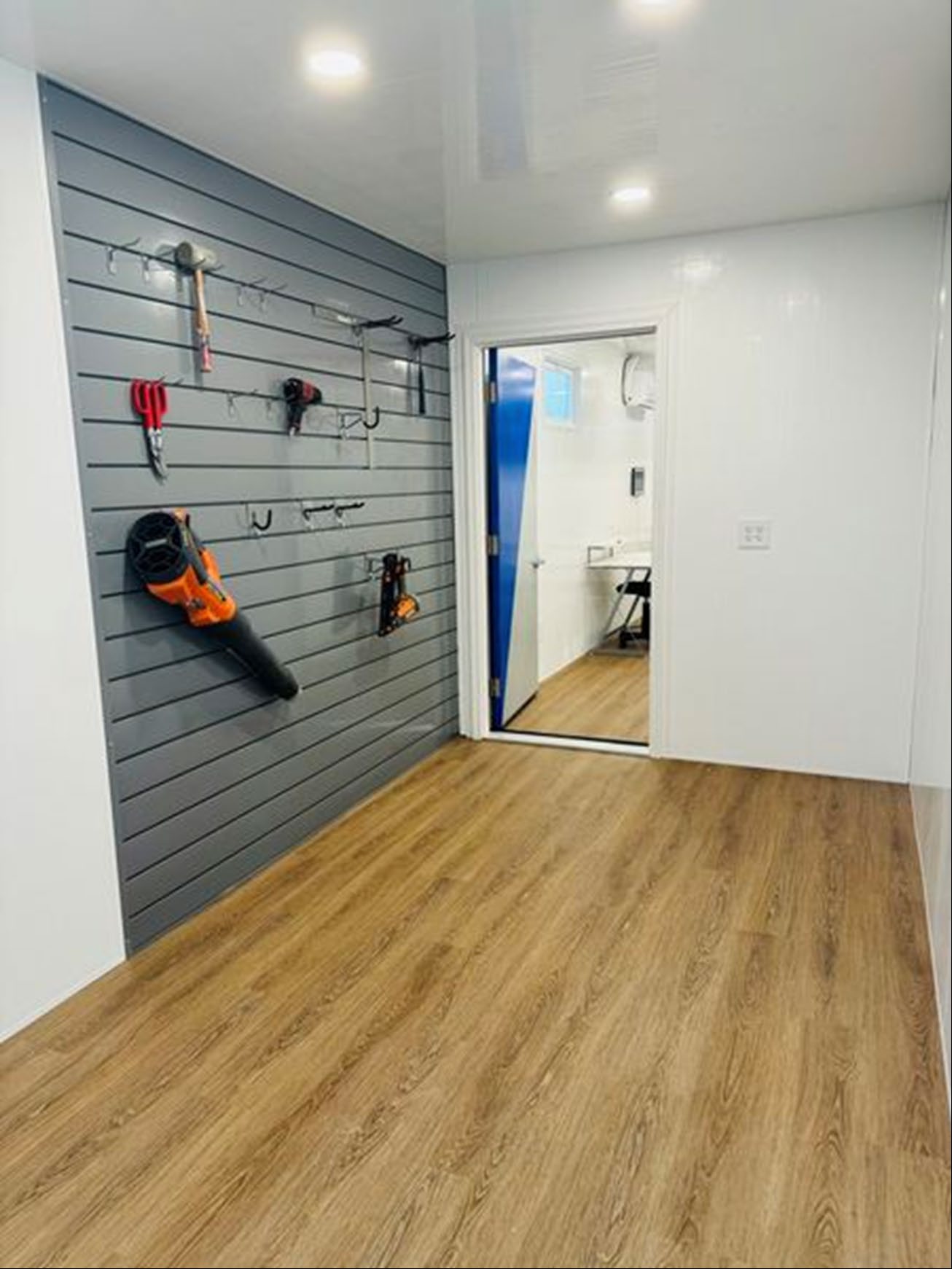Tool storage wall